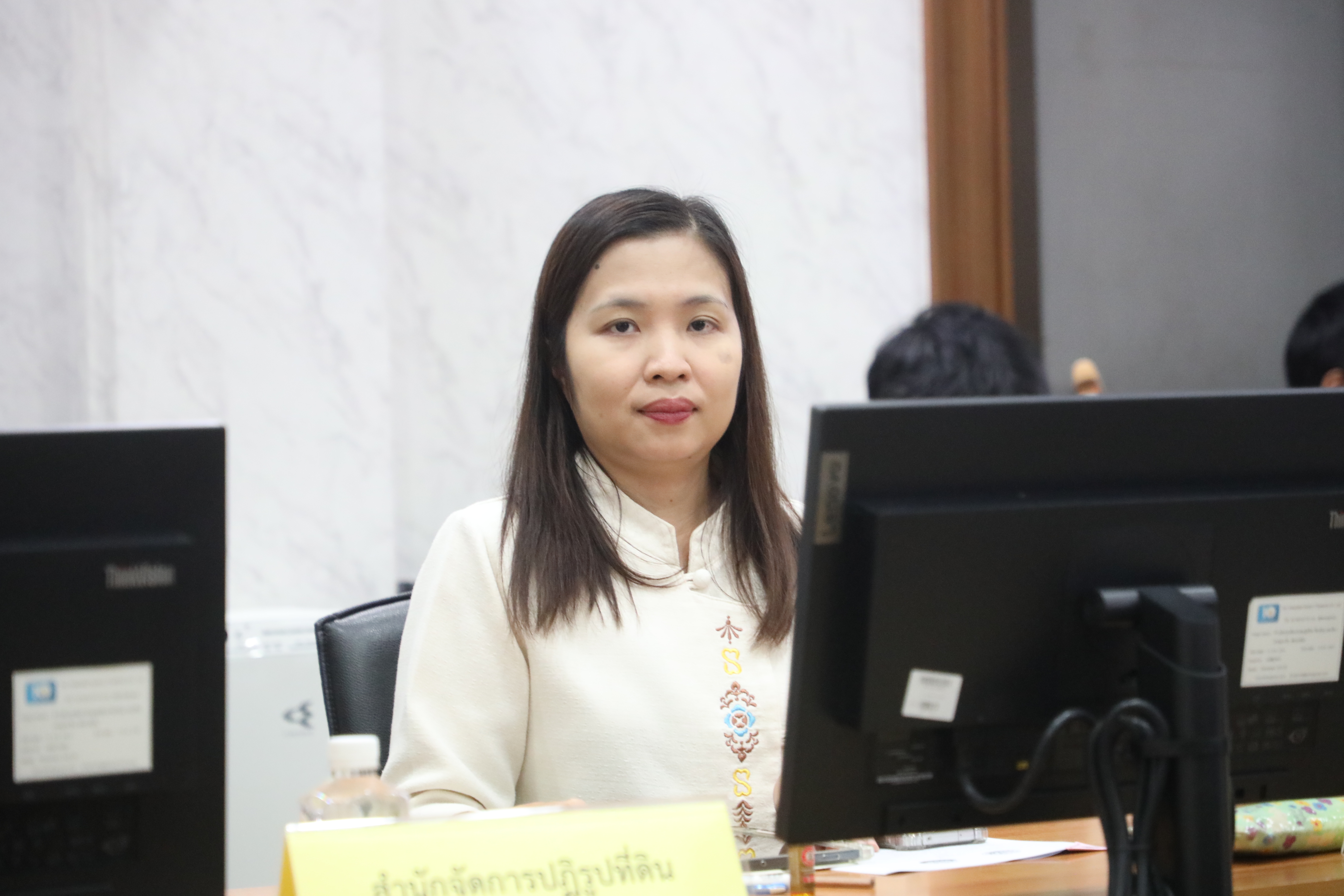 title - ส.ป.ก. ประชุมหารือการแลกเปลี่ยนข้อมูลเกษตรกร รูปแปลงที่ดิน และข้อมูลผู้เสียภาษี สิ่งปลูกสร้าง ระหว่าง สำนักงานการปฏิรูปที่ดินเพื่อเกษตรกรรม กับ กรมส่งเสริมการปกครองท้องถิ่น